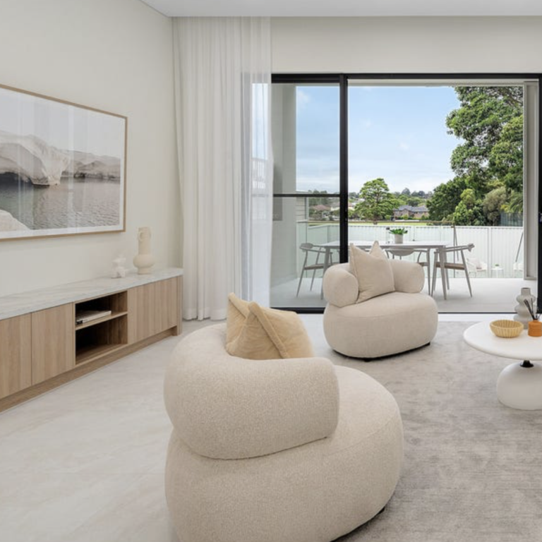768x768 Living Room Design